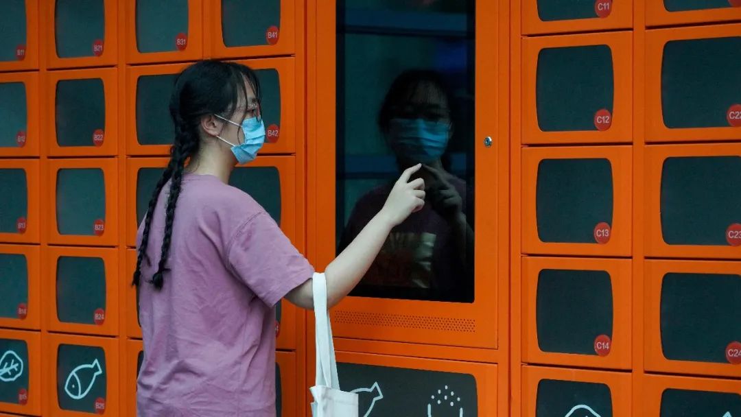 派勤工業(yè)平板電腦攜手外賣取餐柜,邁進(jìn)外賣新時(shí)代 派勤工業(yè)平板電腦攜手外賣取餐柜,邁進(jìn)外賣新時(shí)代