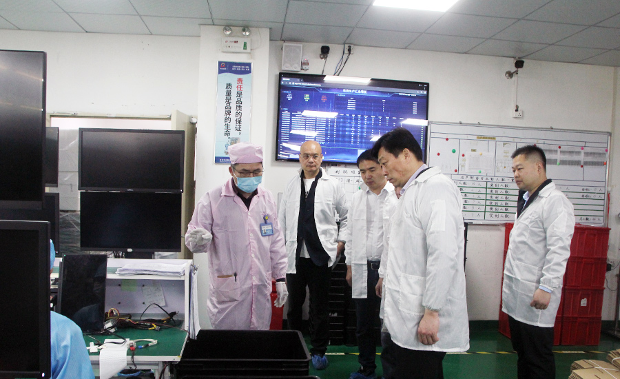 熱烈歡迎家鄉(xiāng)領導——監(jiān)利市新溝鎮(zhèn)黨委書記劉軍一行 蒞臨我司視察指導工作 熱烈歡迎家鄉(xiāng)領導——監(jiān)利市新溝鎮(zhèn)黨委書記劉軍一行 蒞臨我司視察指導工作